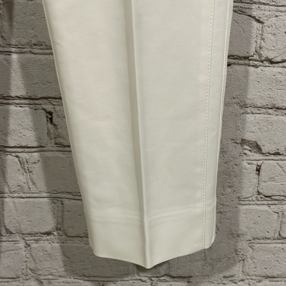 White House Black Market Flat Front Slim Ankle White Cream Size 6 - Picture 4 of 6